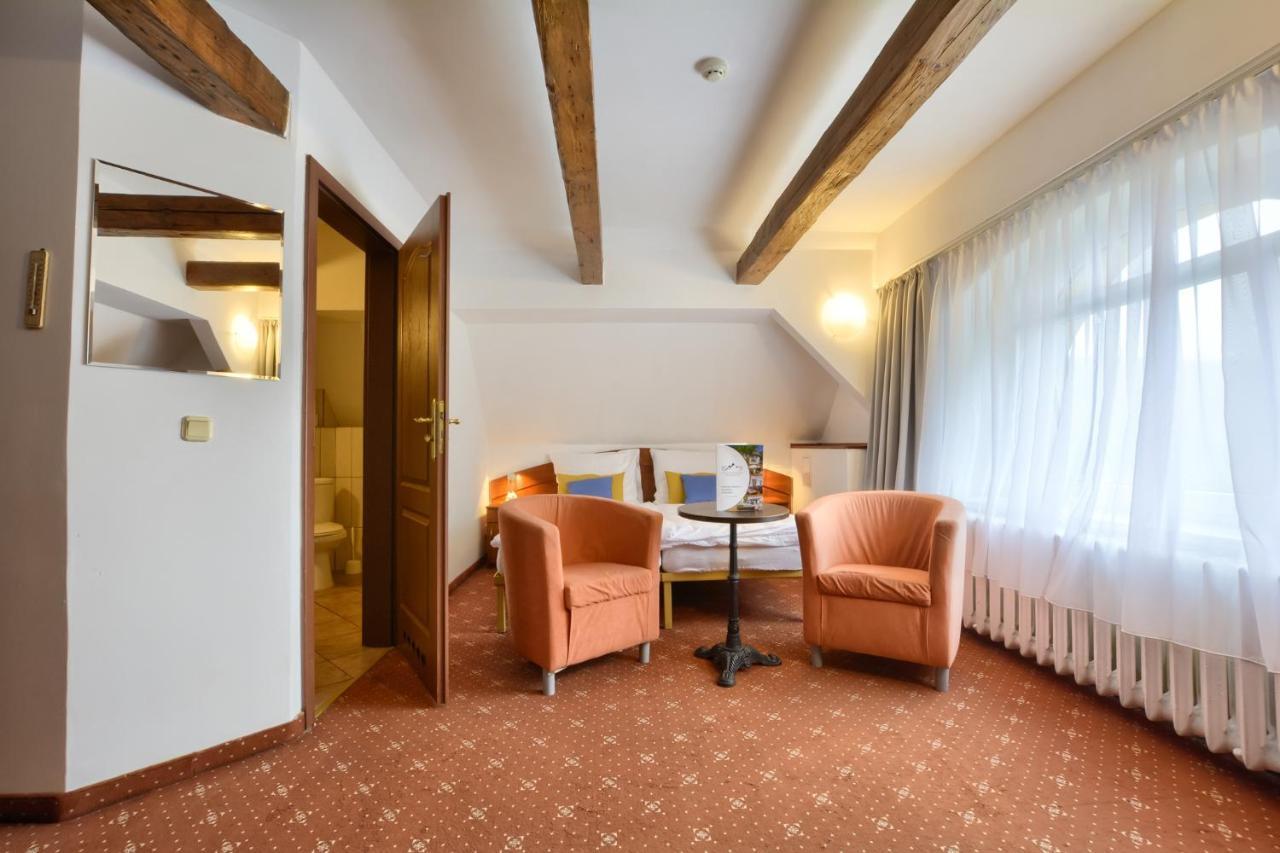Hotel Krysztal Swieradow-Zdroj Bagian luar foto