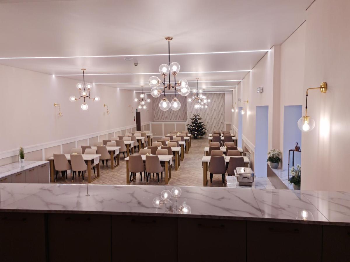 Hotel Krysztal Swieradow-Zdroj Bagian luar foto
