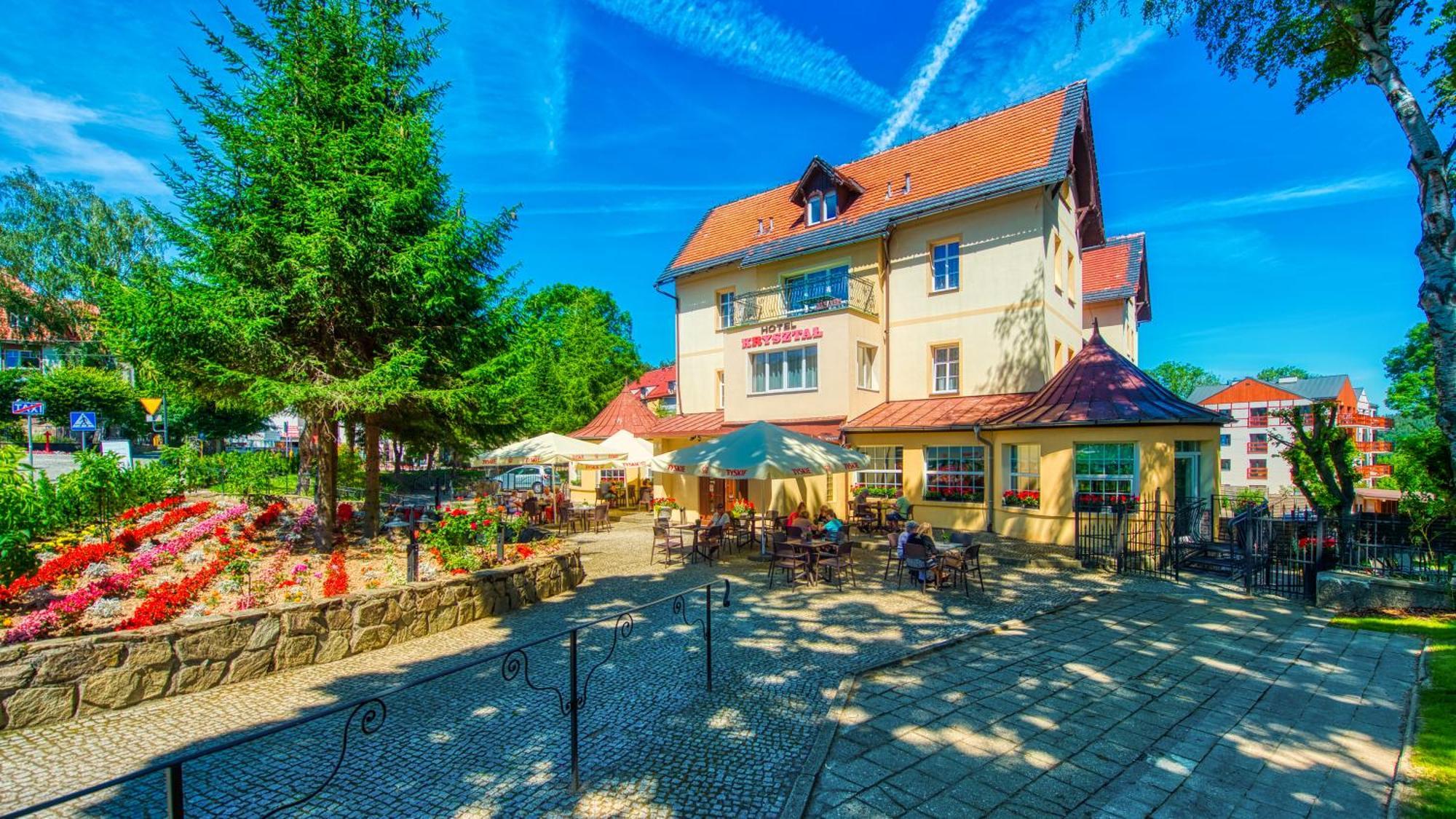 Hotel Krysztal Swieradow-Zdroj Bagian luar foto