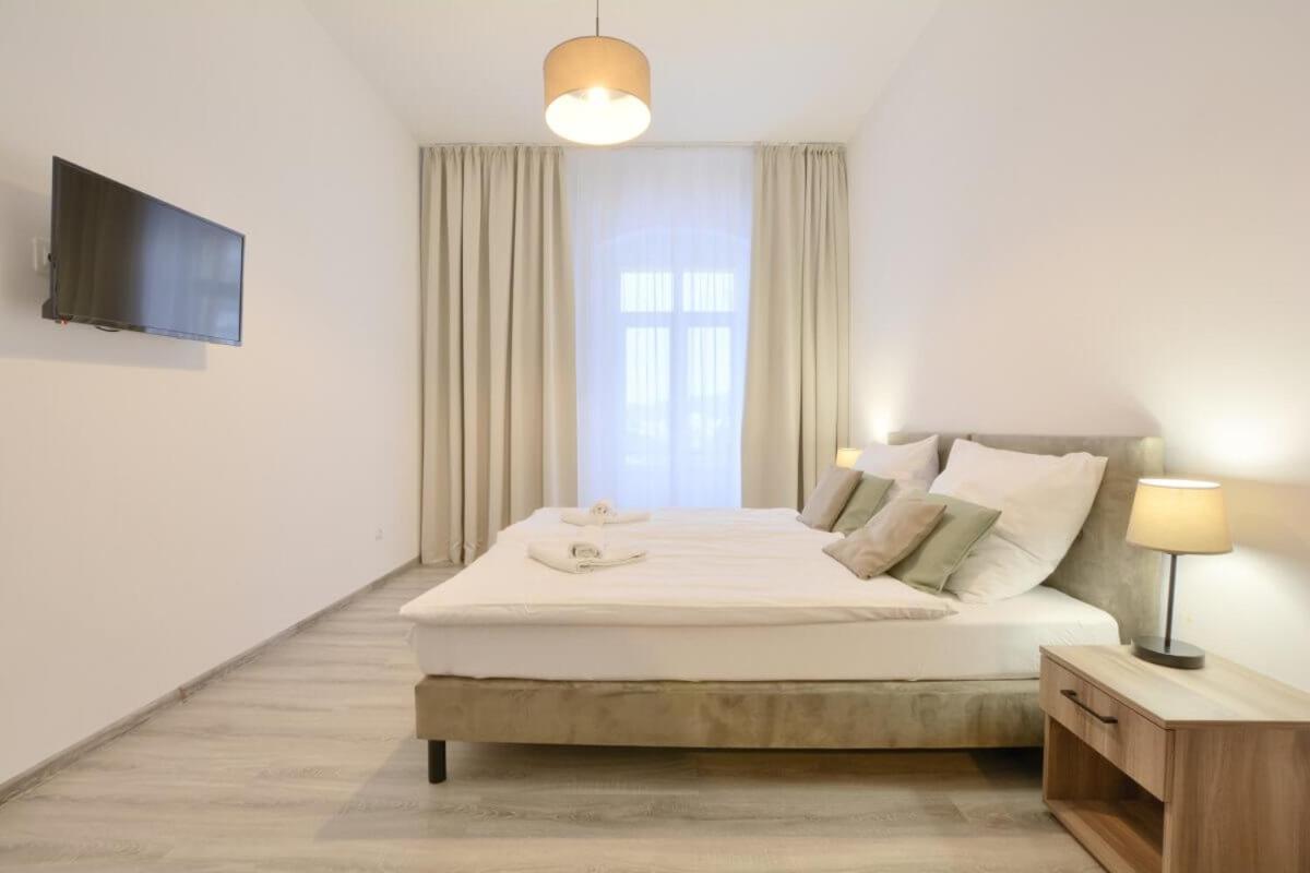 Hotel Krysztal Swieradow-Zdroj Bagian luar foto