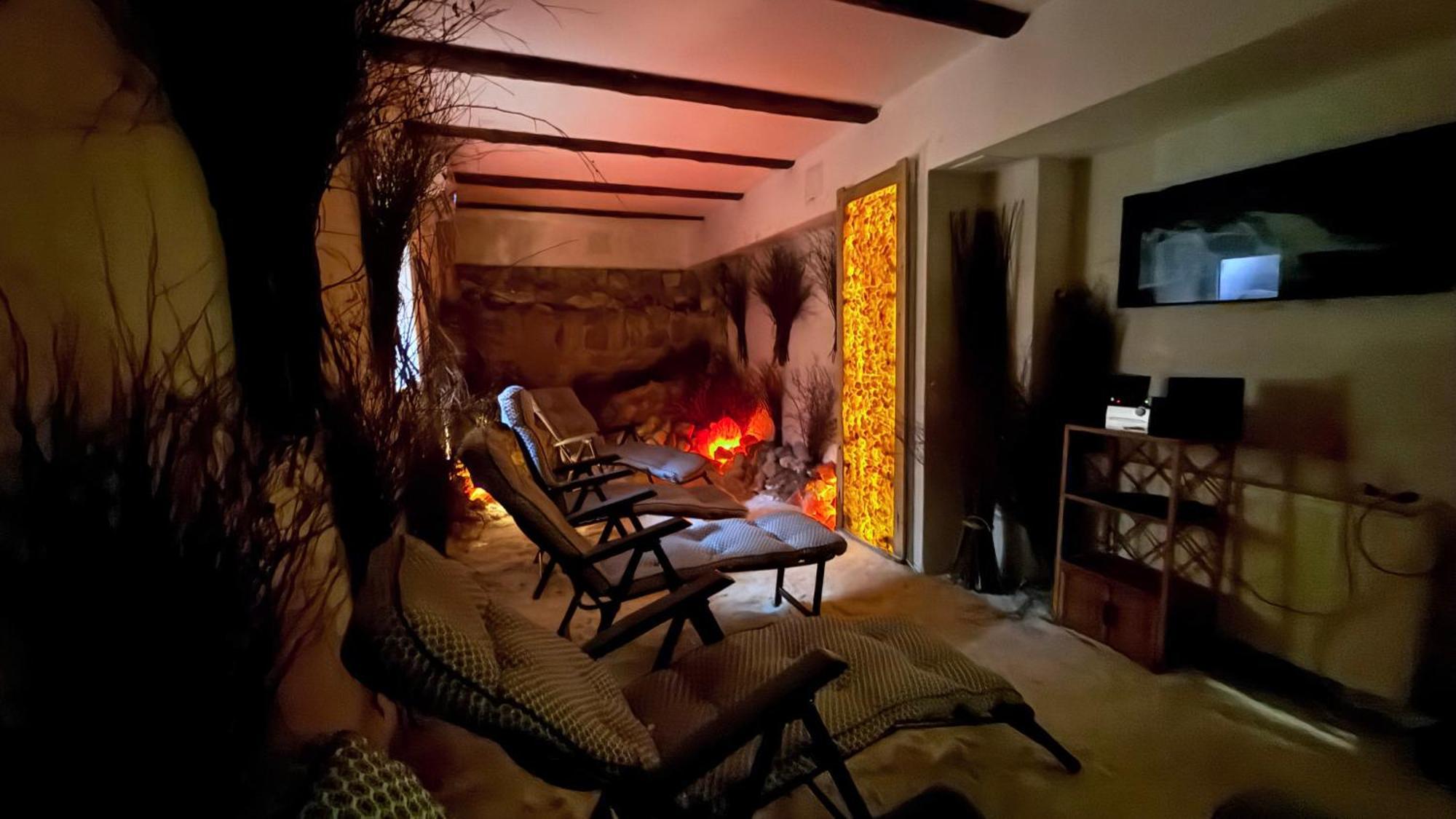 Hotel Krysztal Swieradow-Zdroj Bagian luar foto